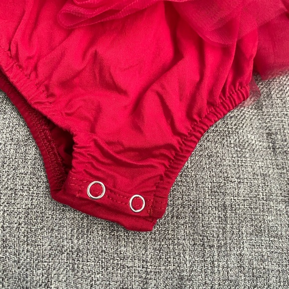 Bailey’s Blossoms NWR soft Red Tulle Kids One Piece size 12-18m - Picture 2 of 4